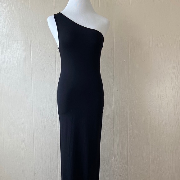 ASOS One Shoulder Form Fitting Back Slit Maxi - Picture 2 of 14